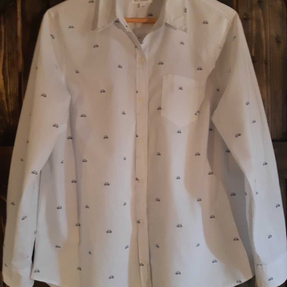 Gap Boyfriend Fit Shirt